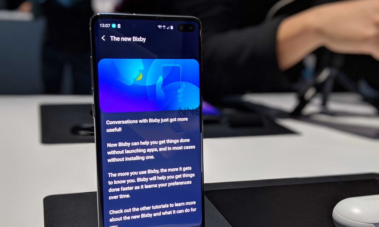 Bixby samsung на телевизоре